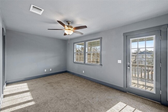 Building Photo - 38 Deer Ridge Rd