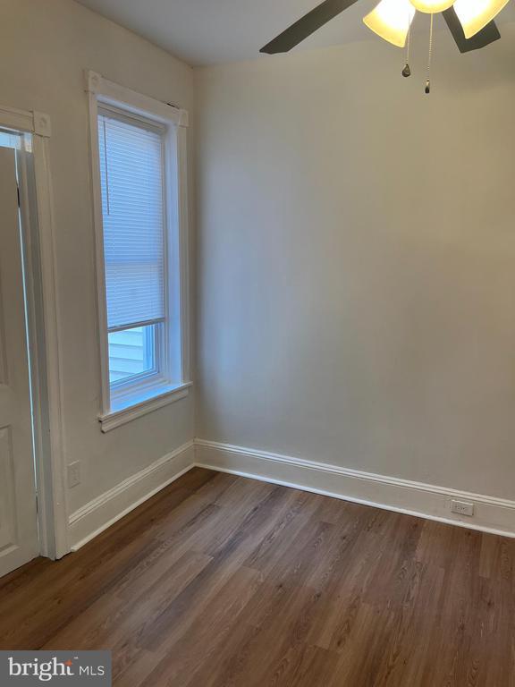 Building Photo - 163 N Edgewood St