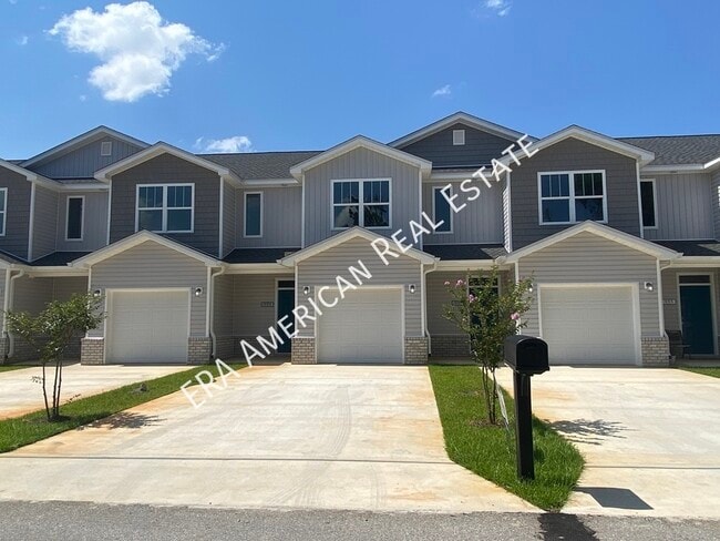 Primary Photo - 953 Skylark Rd