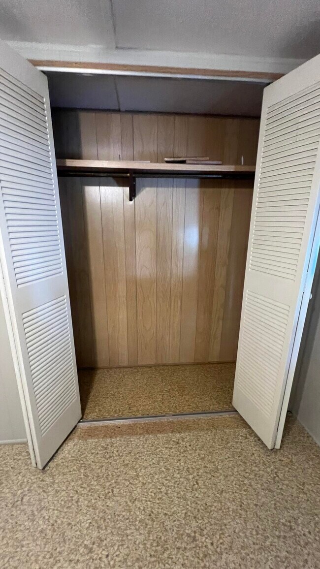 Building Photo - 139 Vindale Ave