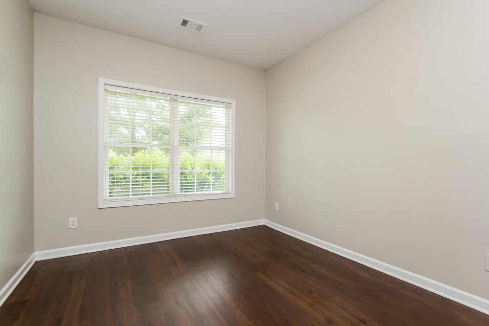 Building Photo - 7063 Grand Hickory Dr