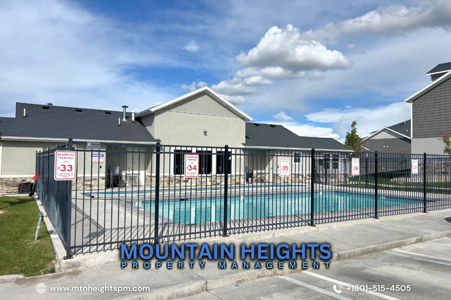 Building Photo - 14391 S Oakfield Way