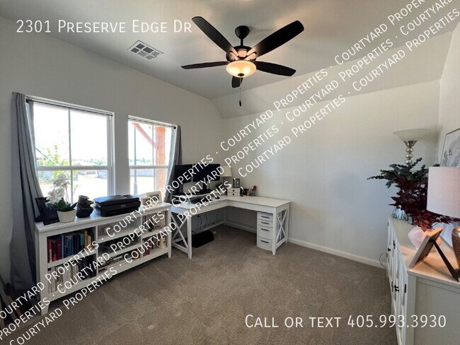 Building Photo - 2301 Preserve Edge Dr