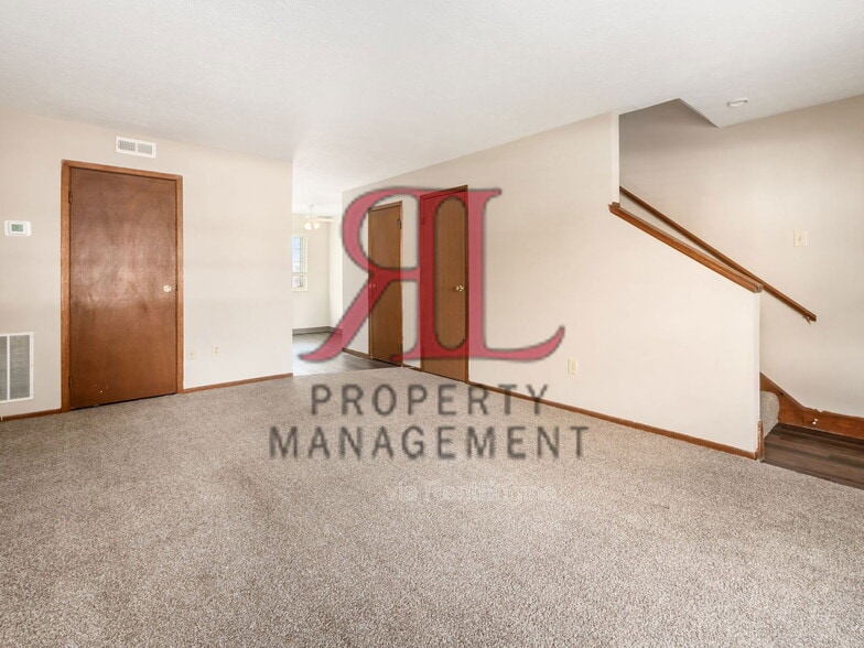 Building Photo - 5496 Kenneylane Blvd