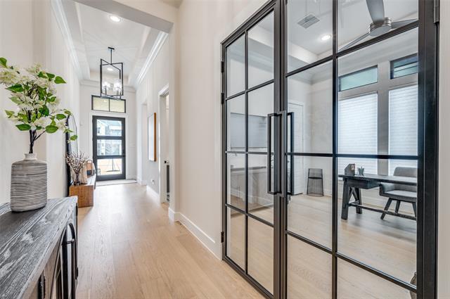 Building Photo - 3852 Lacefield Dr