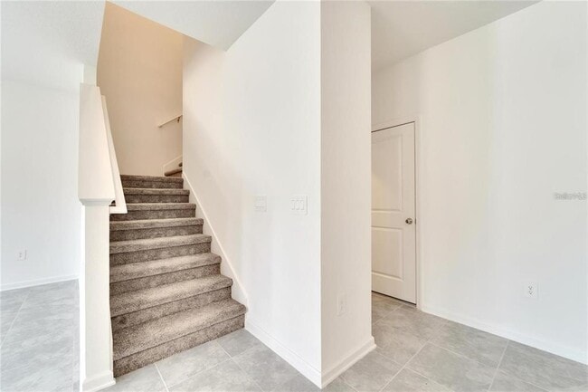 Building Photo - 392 Nine Iron Dr