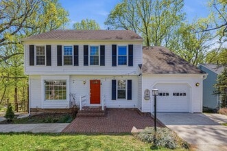 Building Photo - 1646 Stowe Rd