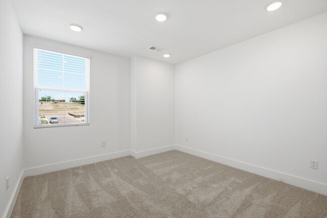 Building Photo - New Construction Home with 4 Bedrooms, 2.5 Baths, 2 Car Garage, Fenced Yard
