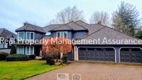 Building Photo - ** PRICE REDUCED! **Stunningly beautiful l...