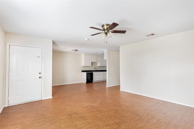 Building Photo - 1018 Glendale St