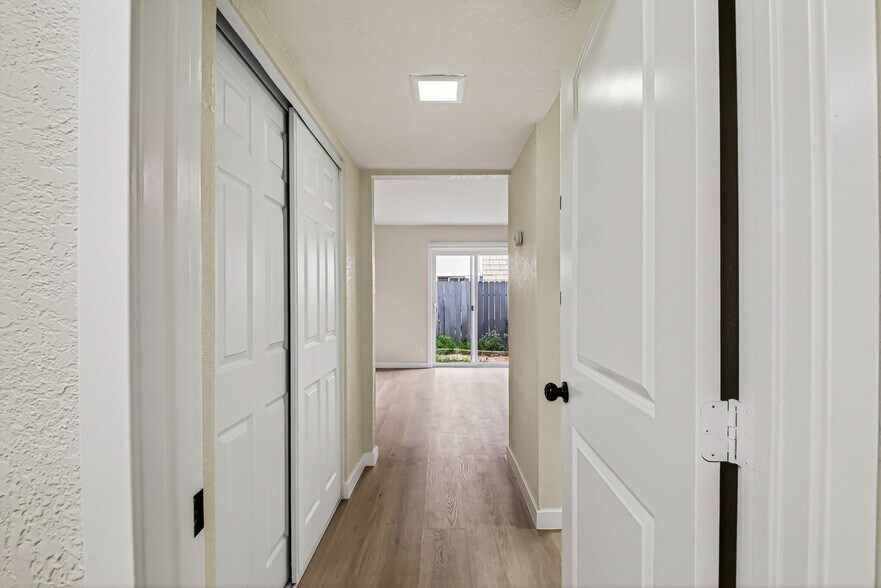 Building Photo - 1250 S Brookhurst St