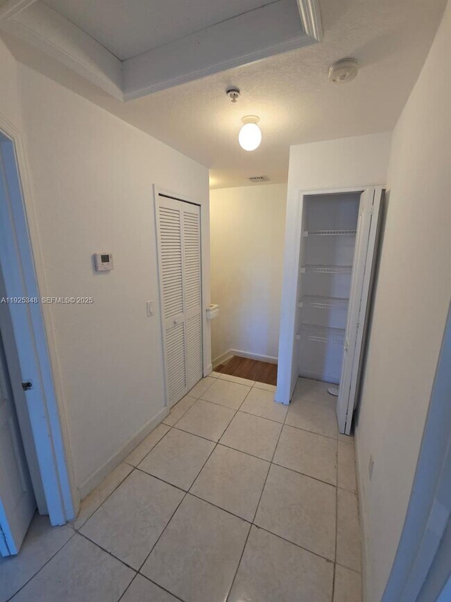 Building Photo - 4415 SW 160th Ave