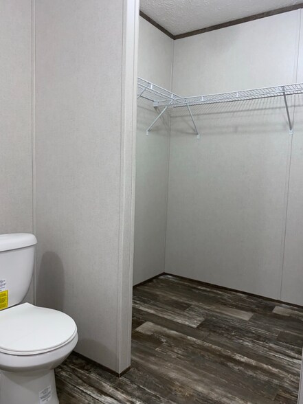 Building Photo - 1137 US-19