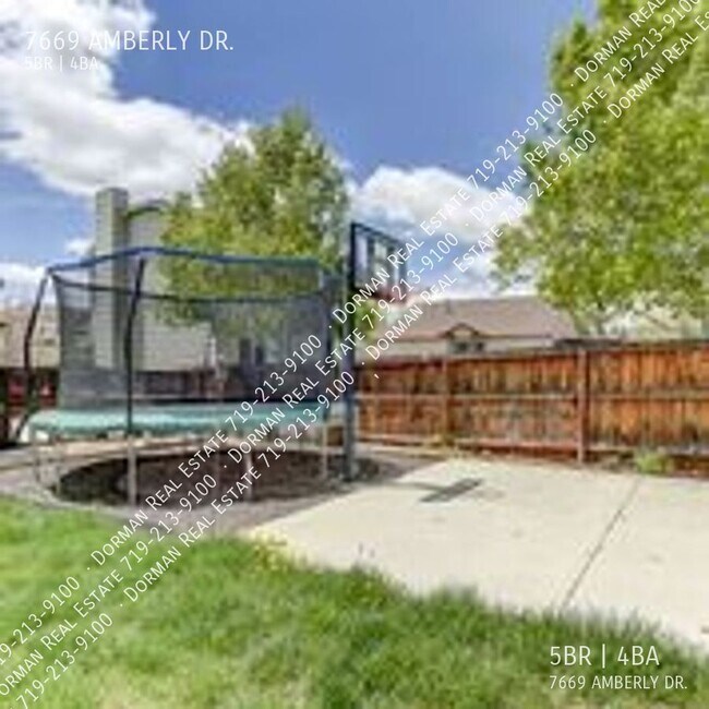 Building Photo - 7669 Amberly Dr