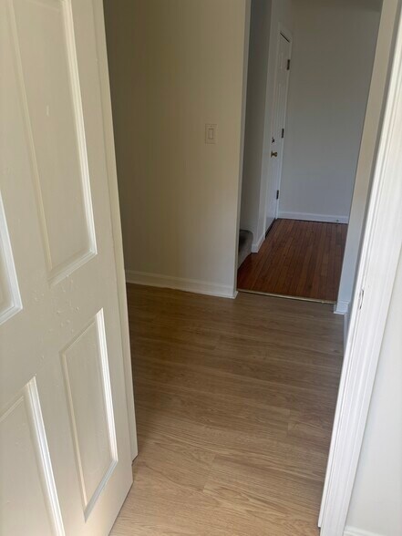 Building Photo - 33 Appleton St