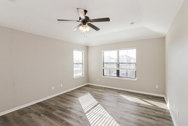 Building Photo - 6622 Honey Harvest Ln