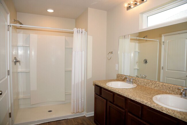 Building Photo - Highly desirable Hammock Bay home!