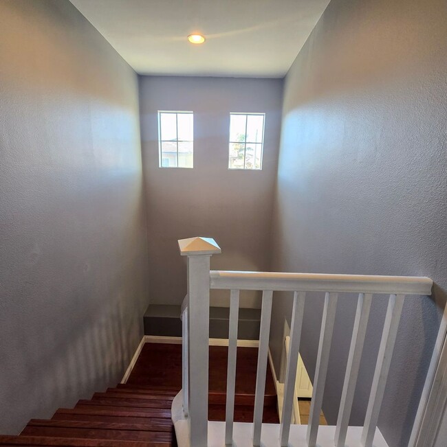 Building Photo - Save on Rent - Half Off Rent if move By No...