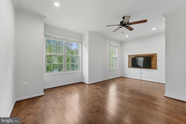 Building Photo - 15983 Marsh Pl