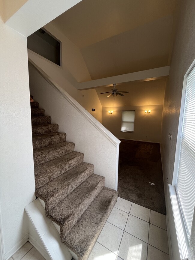 Building Photo - 509 Zoll St