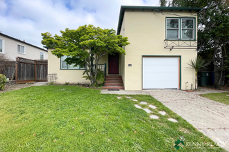 Building Photo - Completely Remodeled 2 Bedroom Home in Bur...