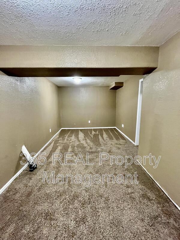 Building Photo - 3415 Syrah St