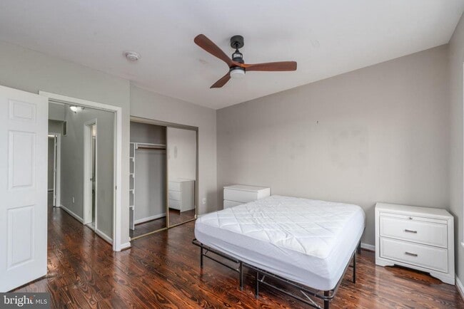 Building Photo - 110 Birckhead St