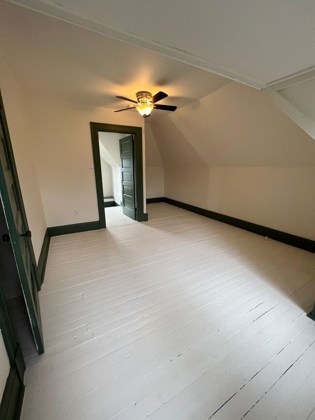 Building Photo - 3313 Allendale St