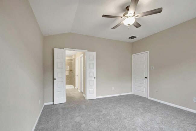 Building Photo - 7155 Blue Oak Dr