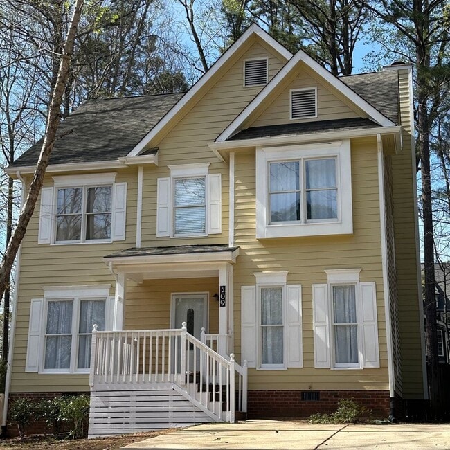 Building Photo - 509 Westminster Dr