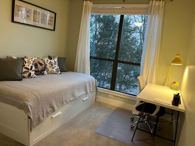 Building Photo - 4605 Cedar Springs Rd