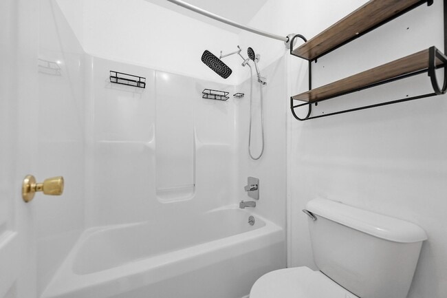 Building Photo - 1361 Jenny Ln