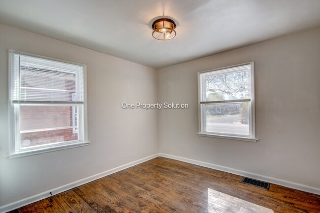 Building Photo - 2561 Harrison St