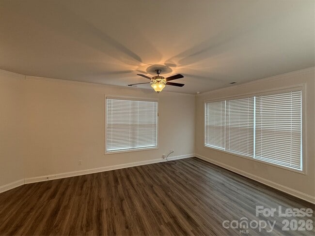 Building Photo - 8627 Harris Lake Ln