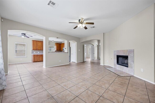 Building Photo - 20521 Farm Pond Ln