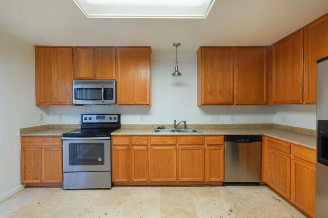 Building Photo - 2020 Kass Cove