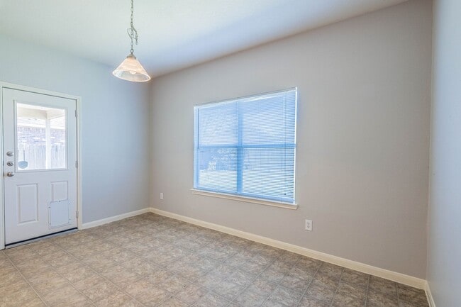 Building Photo - 20926 Hamlet Ridge Ln