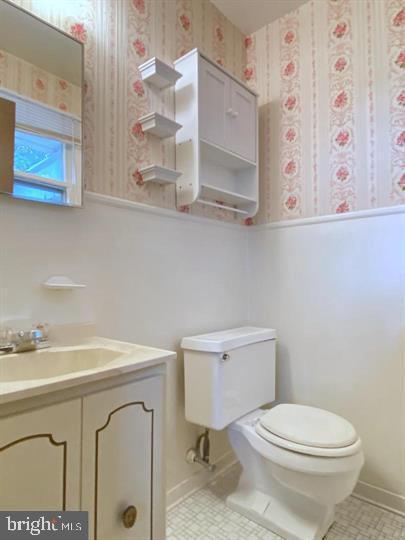 Building Photo - 3300 Upton Rd