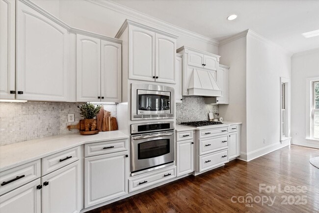 Building Photo - 11841 Churchfield Ln
