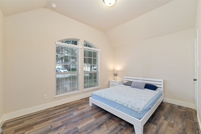 Building Photo - 26219 Mercy Moss Ln