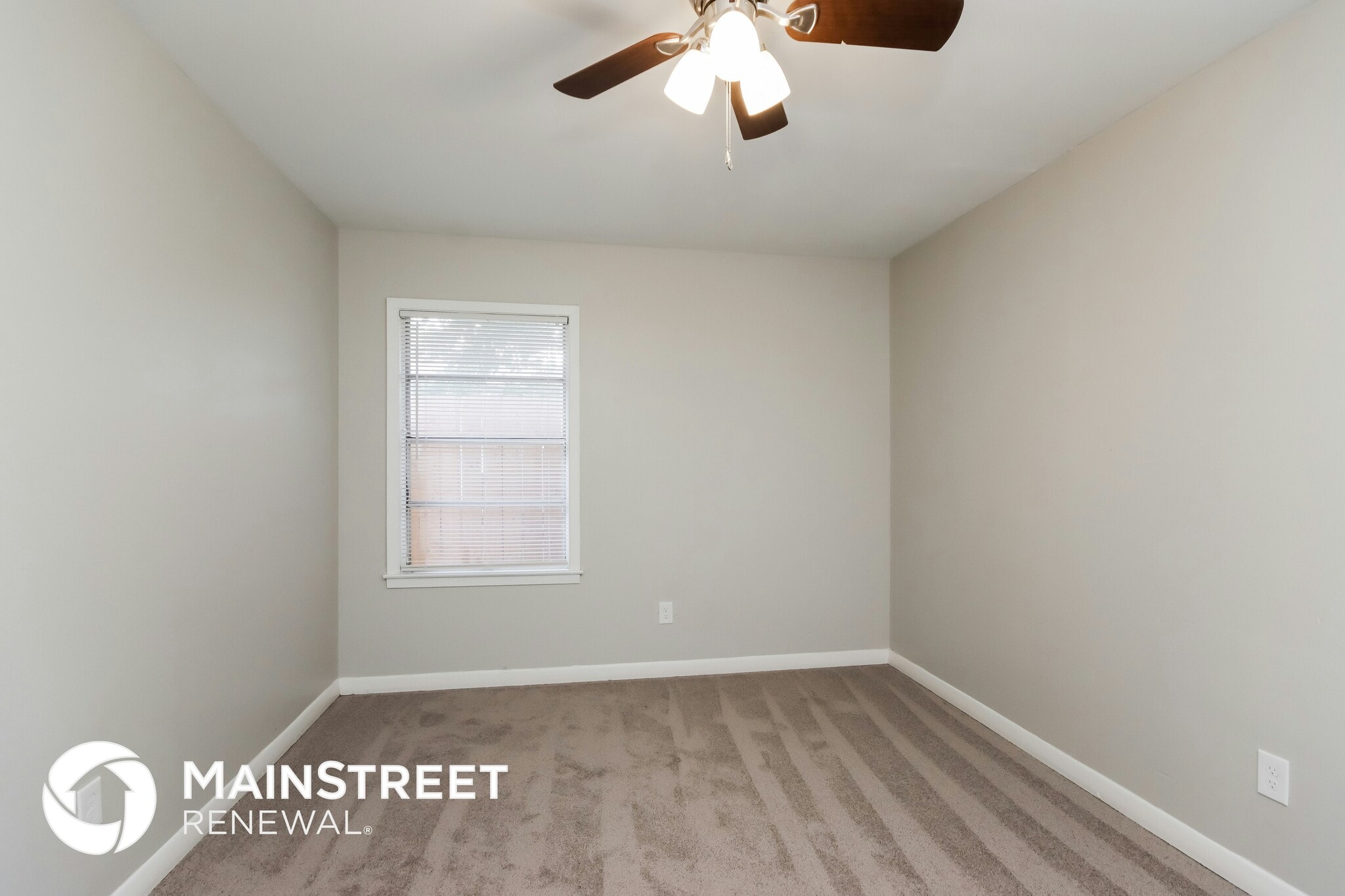 Building Photo - 431 W Sunnyside St