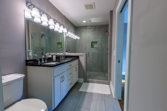 Building Photo - Beautiful East Nashville Home on Porter for Lease!!