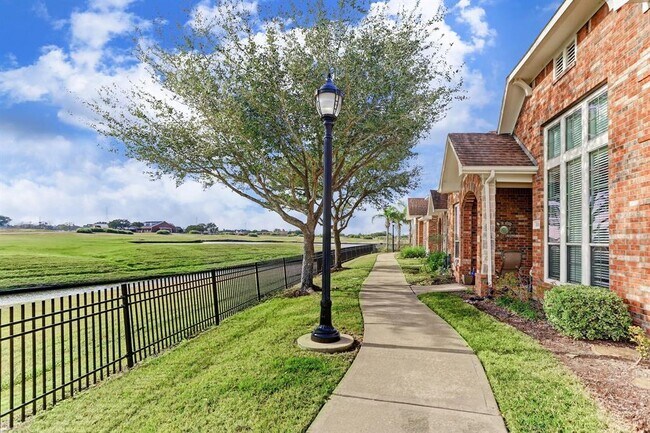 Building Photo - 3310 Spring Landing Ln