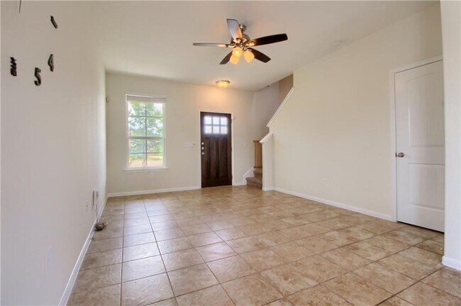 Building Photo - 2014 Barker House Cv