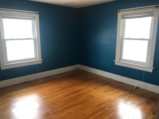 Building Photo - JUNE move in, 6BR house