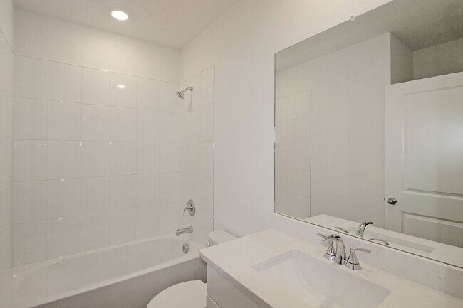 Building Photo - Magnolia Bay Annual Home for Rent