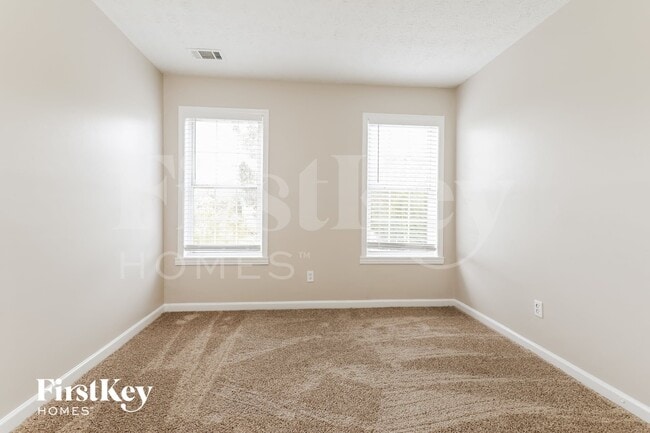 Building Photo - 213 Whistleville Ct