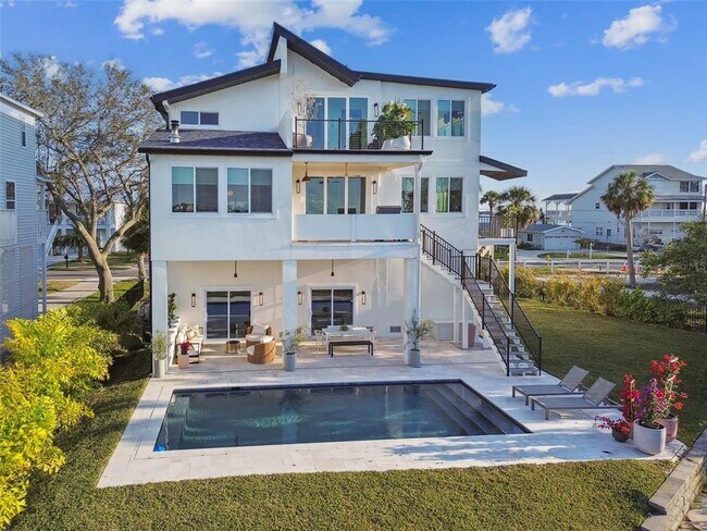 Building Photo - 1640 Seabreeze Dr