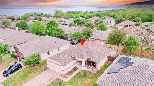 Building Photo - 1906 Castaway Dr