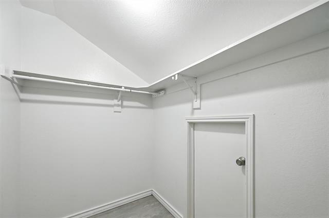 Building Photo - 6220 Bentwood Trail